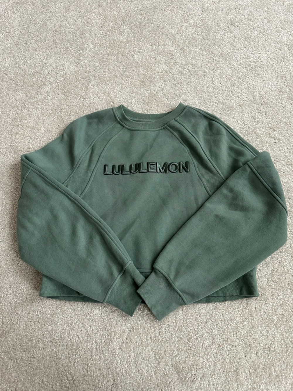 SOLD- lululemon athletica eucalyptus Green Cropped Crewneck Sweatshirt